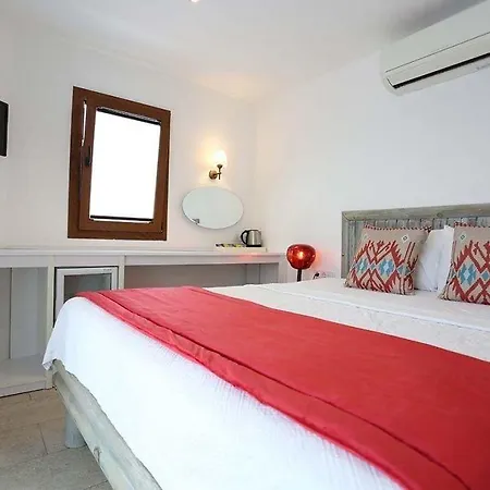 Mosso Boutique * Ula