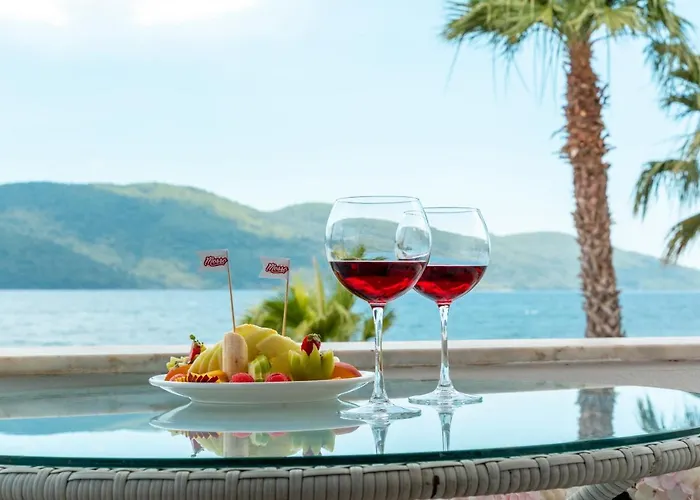 Mosso Boutique * Ula