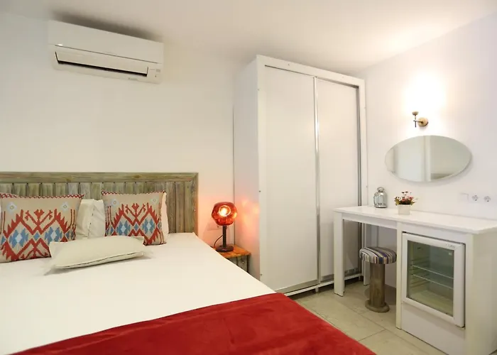 Mosso Boutique * Ula